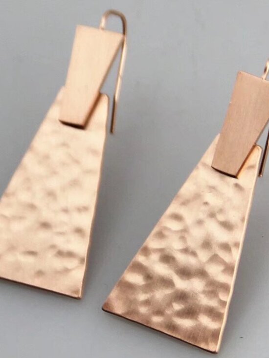 Kendra Scott Stud Earrings - Picture 1 of 7